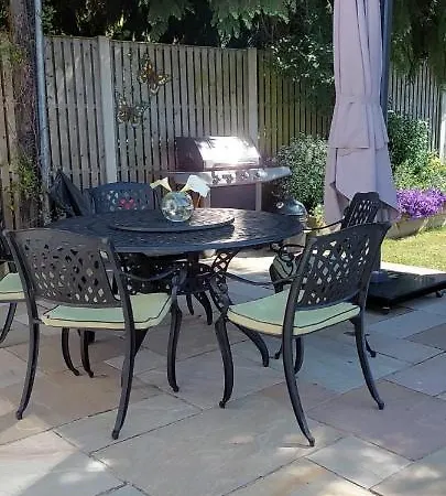 Knockrobin Bed & Breakfast *