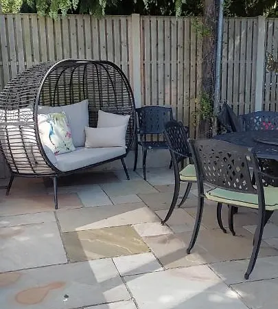 Bed & Breakfast Knockrobin